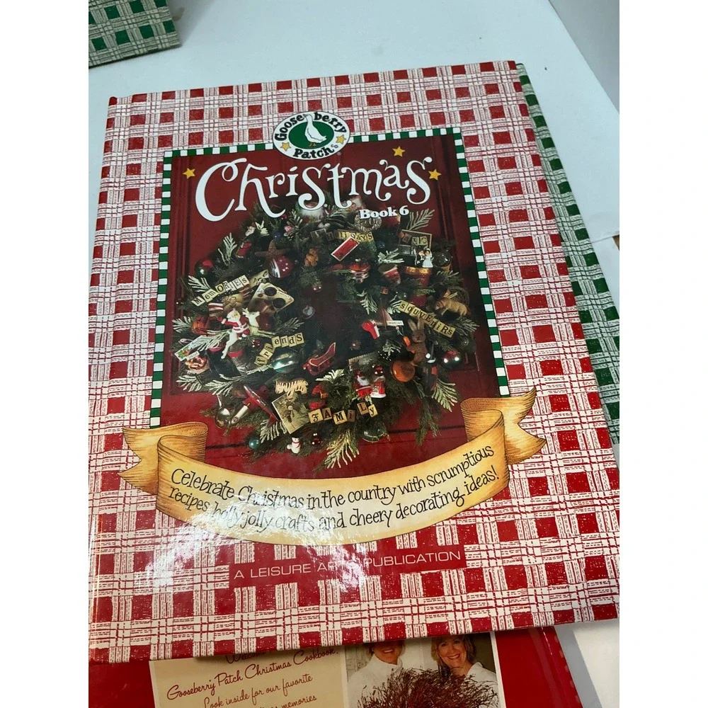 Gooseberry Patch Vintage Y2K Christmas Cookbook Lot Holiday Recipes Crafts Lot 6